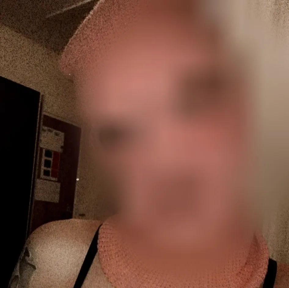 Amelia, 31