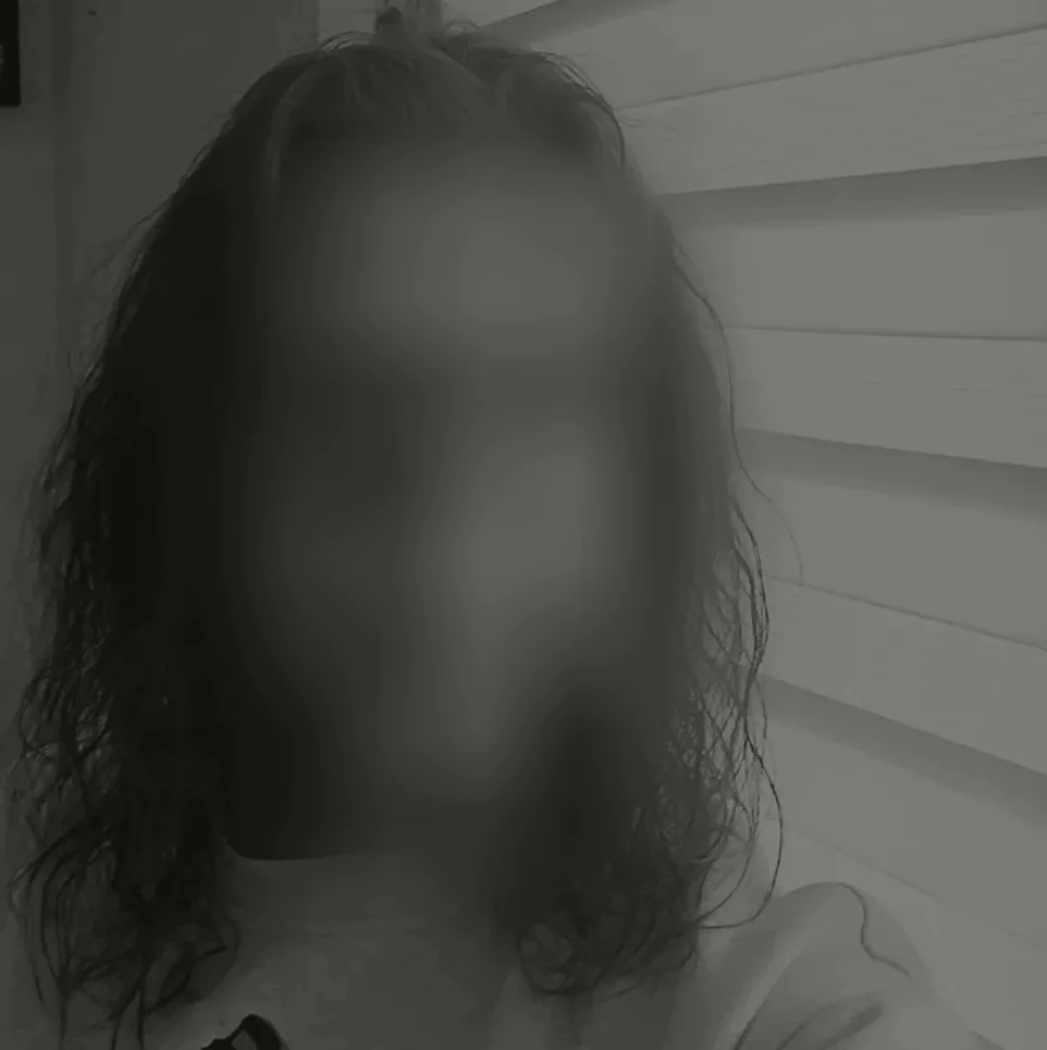 Hannah, 33