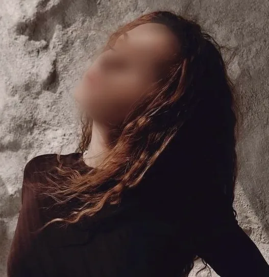 Lily, 21